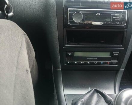 Зеленый Шкода Октавия, объемом двигателя 1.6 л и пробегом 273 тыс. км за 5300 $, фото 17 на Automoto.ua