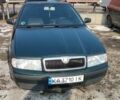 Зеленый Шкода Октавия, объемом двигателя 1.6 л и пробегом 253 тыс. км за 5000 $, фото 1 на Automoto.ua