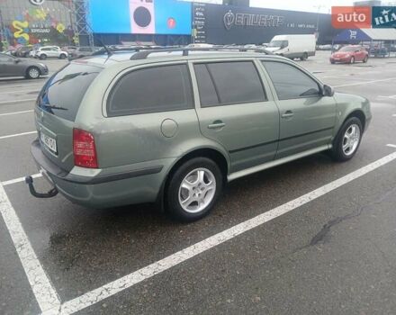 Зеленый Шкода Октавия, объемом двигателя 1.6 л и пробегом 273 тыс. км за 5300 $, фото 3 на Automoto.ua