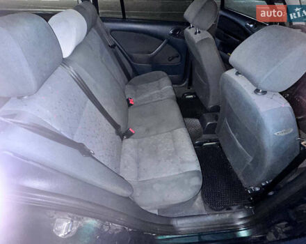 Зеленый Шкода Октавия, объемом двигателя 1.6 л и пробегом 275 тыс. км за 4500 $, фото 9 на Automoto.ua