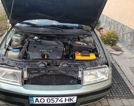 Зеленый Шкода Октавия, объемом двигателя 1.9 л и пробегом 396 тыс. км за 4300 $, фото 3 на Automoto.ua