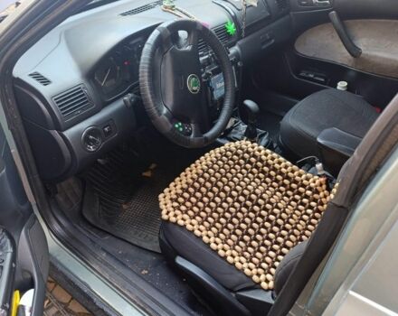 Зеленый Шкода Октавия, объемом двигателя 1.9 л и пробегом 396 тыс. км за 4300 $, фото 6 на Automoto.ua