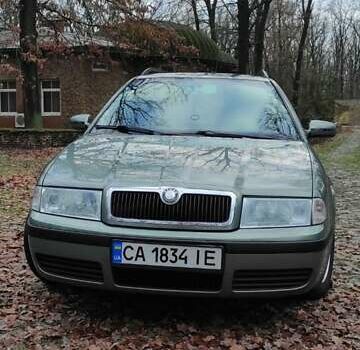 Зеленый Шкода Октавия, объемом двигателя 1.6 л и пробегом 292 тыс. км за 4200 $, фото 5 на Automoto.ua