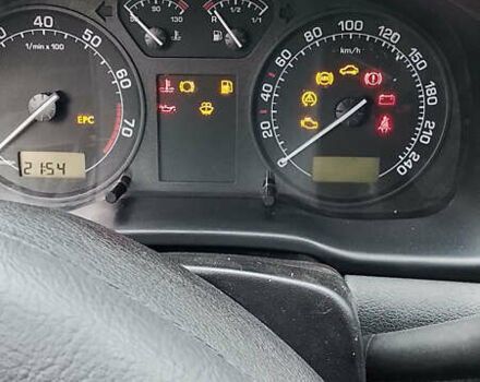 Зеленый Шкода Октавия, объемом двигателя 1.8 л и пробегом 286 тыс. км за 4800 $, фото 7 на Automoto.ua