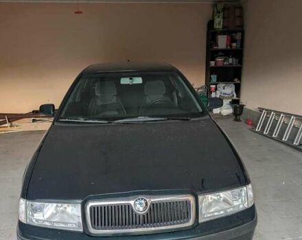 Зеленый Шкода Октавия, объемом двигателя 1.6 л и пробегом 170 тыс. км за 4200 $, фото 3 на Automoto.ua