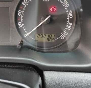 Зеленый Шкода Октавия, объемом двигателя 1.6 л и пробегом 292 тыс. км за 4200 $, фото 9 на Automoto.ua