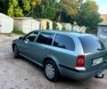 Зеленый Шкода Октавия, объемом двигателя 1.6 л и пробегом 230 тыс. км за 3700 $, фото 1 на Automoto.ua