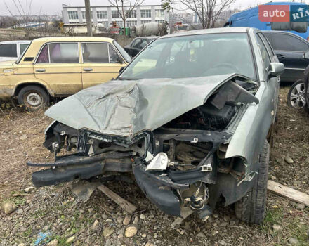 Зелений Шкода Октавія, об'ємом двигуна 2 л та пробігом 175 тис. км за 1600 $, фото 3 на Automoto.ua