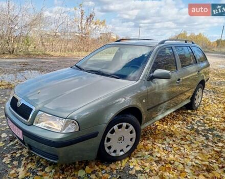 Шкода Октавия 2004 в Тернополе на Automoto.ua Зеленый Шкода Октавия, объемом двигателя 1.6 л и пробегом 232 тыс. км за 4599 $, фото 21 на Automoto.ua
