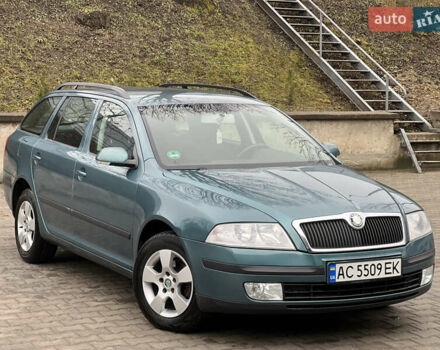 Зелений Шкода Октавія, об'ємом двигуна 1.6 л та пробігом 245 тис. км за 4999 $, фото 10 на Automoto.ua