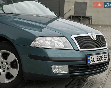 Зеленый Шкода Октавия, объемом двигателя 1.6 л и пробегом 245 тыс. км за 5200 $, фото 4 на Automoto.ua