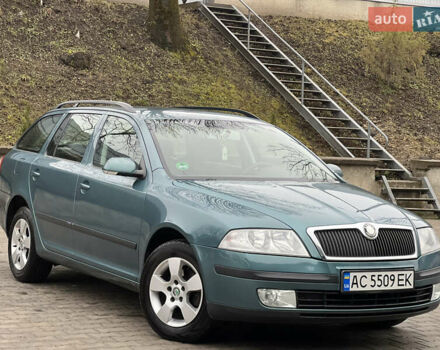 Зелений Шкода Октавія, об'ємом двигуна 1.6 л та пробігом 245 тис. км за 4999 $, фото 8 на Automoto.ua