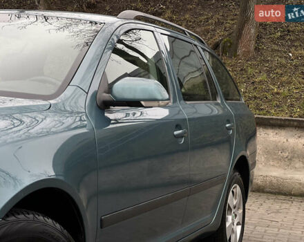 Зелений Шкода Октавія, об'ємом двигуна 1.6 л та пробігом 245 тис. км за 4999 $, фото 7 на Automoto.ua