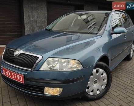 Зеленый Шкода Октавия, объемом двигателя 1.6 л и пробегом 218 тыс. км за 5450 $, фото 1 на Automoto.ua