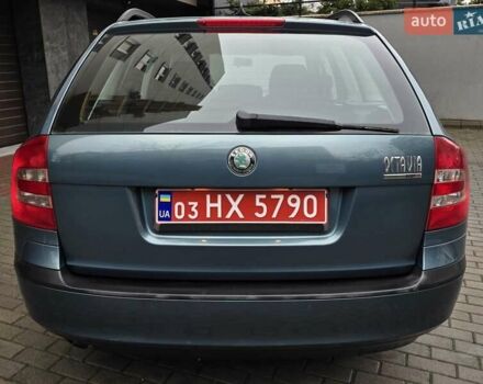 Зеленый Шкода Октавия, объемом двигателя 1.6 л и пробегом 218 тыс. км за 5450 $, фото 7 на Automoto.ua