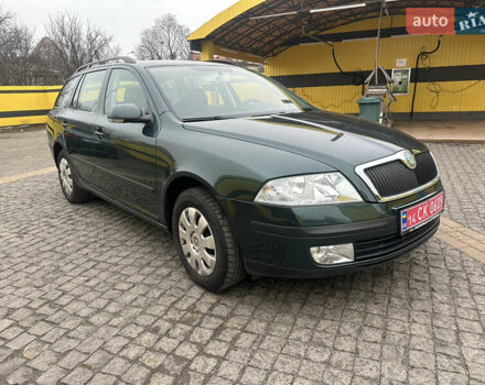 Зелений Шкода Октавія, об'ємом двигуна 1.6 л та пробігом 215 тис. км за 5500 $, фото 3 на Automoto.ua