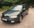Зеленый Шкода Октавия, объемом двигателя 1.6 л и пробегом 217 тыс. км за 5300 $, фото 1 на Automoto.ua