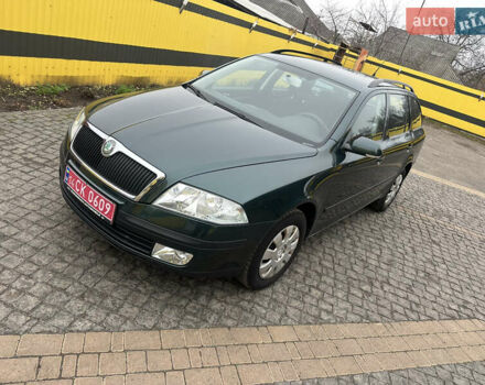 Зелений Шкода Октавія, об'ємом двигуна 1.6 л та пробігом 215 тис. км за 5500 $, фото 1 на Automoto.ua