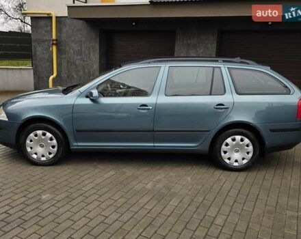 Зеленый Шкода Октавия, объемом двигателя 1.6 л и пробегом 218 тыс. км за 5450 $, фото 4 на Automoto.ua