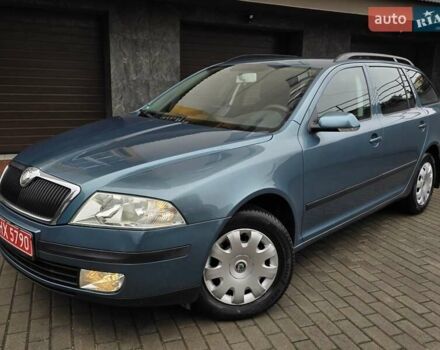 Зеленый Шкода Октавия, объемом двигателя 1.6 л и пробегом 218 тыс. км за 5450 $, фото 2 на Automoto.ua