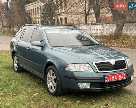 Зеленый Шкода Октавия, объемом двигателя 1.6 л и пробегом 218 тыс. км за 6200 $, фото 12 на Automoto.ua