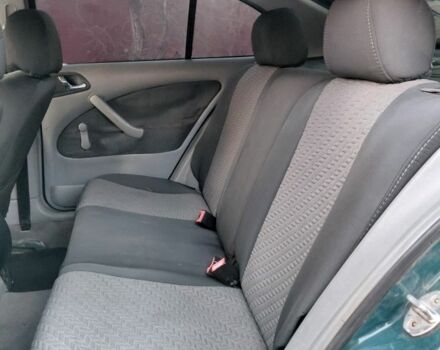 Зеленый Шкода Октавия, объемом двигателя 1.6 л и пробегом 300 тыс. км за 1550 $, фото 5 на Automoto.ua