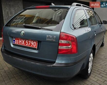 Зеленый Шкода Октавия, объемом двигателя 1.6 л и пробегом 218 тыс. км за 5450 $, фото 8 на Automoto.ua
