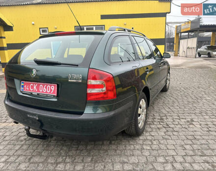 Зелений Шкода Октавія, об'ємом двигуна 1.6 л та пробігом 215 тис. км за 5500 $, фото 6 на Automoto.ua
