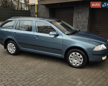 Зеленый Шкода Октавия, объемом двигателя 1.6 л и пробегом 218 тыс. км за 5450 $, фото 11 на Automoto.ua