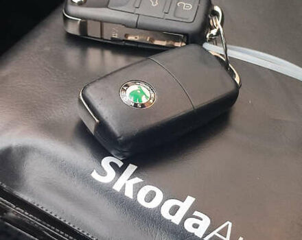 Зелений Шкода Октавія, об'ємом двигуна 1.6 л та пробігом 167 тис. км за 7777 $, фото 40 на Automoto.ua