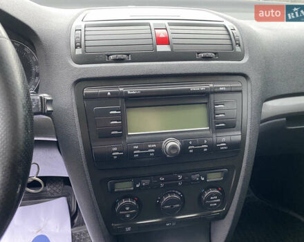 Зелений Шкода Октавія, об'ємом двигуна 1.9 л та пробігом 363 тис. км за 4950 $, фото 13 на Automoto.ua