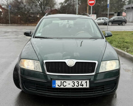 Зеленый Шкода Октавия, объемом двигателя 1.9 л и пробегом 470 тыс. км за 2750 $, фото 1 на Automoto.ua