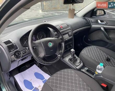 Зеленый Шкода Октавия, объемом двигателя 1.9 л и пробегом 363 тыс. км за 4850 $, фото 11 на Automoto.ua