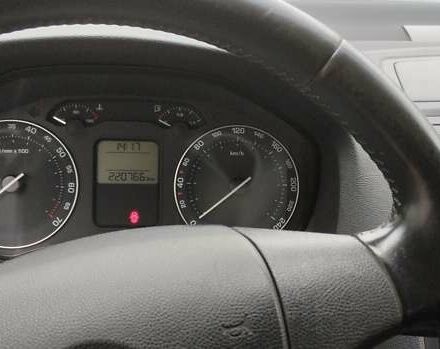 Зеленый Шкода Октавия, объемом двигателя 1.6 л и пробегом 220 тыс. км за 6100 $, фото 7 на Automoto.ua