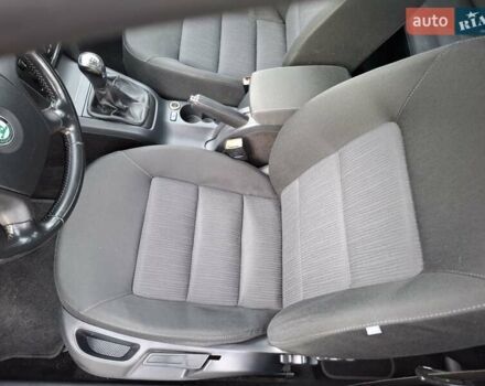 Зеленый Шкода Октавия, объемом двигателя 1.6 л и пробегом 220 тыс. км за 6999 $, фото 4 на Automoto.ua