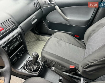 Зеленый Шкода Октавия, объемом двигателя 1.6 л и пробегом 190 тыс. км за 7150 $, фото 12 на Automoto.ua