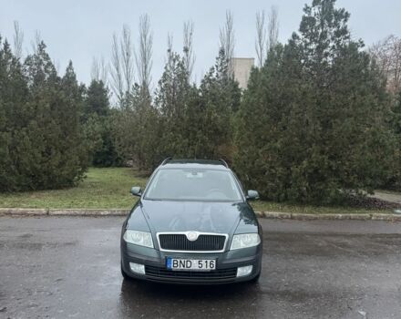Зеленый Шкода Октавия, объемом двигателя 1.9 л и пробегом 250 тыс. км за 3250 $, фото 2 на Automoto.ua