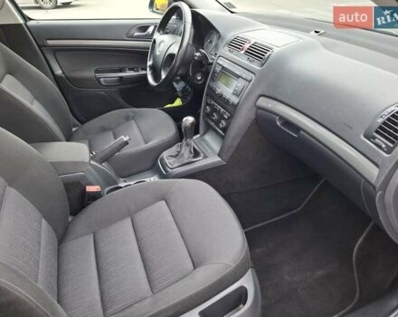 Зеленый Шкода Октавия, объемом двигателя 1.6 л и пробегом 220 тыс. км за 6999 $, фото 7 на Automoto.ua