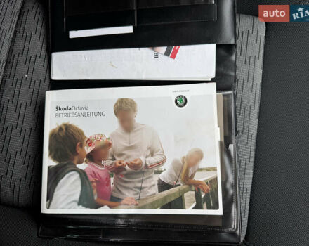 Зеленый Шкода Октавия, объемом двигателя 1.6 л и пробегом 246 тыс. км за 8550 $, фото 62 на Automoto.ua