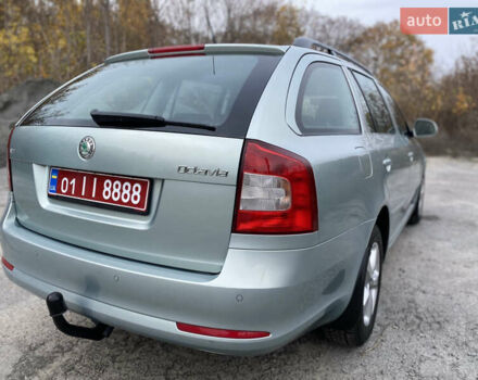 Шкода Октавия 2009 в Хороле на Automoto.ua Зеленый Шкода Октавия, объемом двигателя 1.6 л и пробегом 187 тыс. км за 7750 $, фото 9 на Automoto.ua