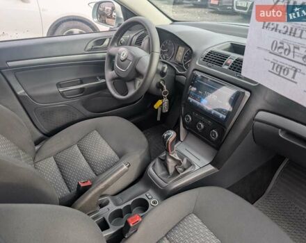 Шкода Октавія 2009 у Рівному на Automoto.ua Зелений Шкода Октавія, об'ємом двигуна 1.6 л та пробігом 201 тис. км за 7550 $, фото 41 на Automoto.ua