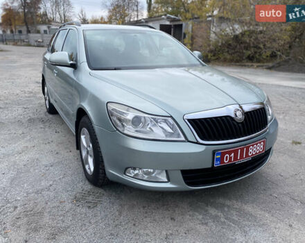 Шкода Октавия 2009 в Хороле на Automoto.ua Зеленый Шкода Октавия, объемом двигателя 1.6 л и пробегом 187 тыс. км за 7750 $, фото 13 на Automoto.ua