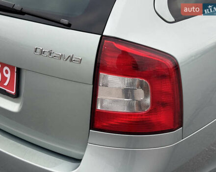Зеленый Шкода Октавия, объемом двигателя 1.6 л и пробегом 246 тыс. км за 8550 $, фото 28 на Automoto.ua