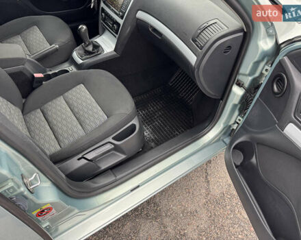 Зеленый Шкода Октавия, объемом двигателя 1.6 л и пробегом 246 тыс. км за 8550 $, фото 60 на Automoto.ua