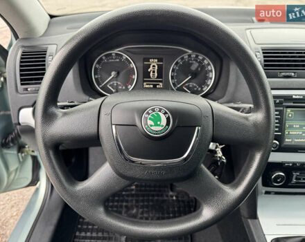 Зеленый Шкода Октавия, объемом двигателя 1.6 л и пробегом 246 тыс. км за 8550 $, фото 32 на Automoto.ua