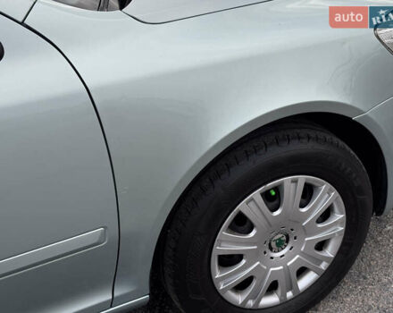 Зеленый Шкода Октавия, объемом двигателя 1.6 л и пробегом 246 тыс. км за 8550 $, фото 12 на Automoto.ua