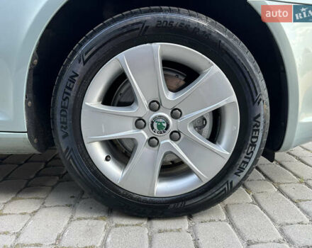 Зелений Шкода Октавія, об'ємом двигуна 1.2 л та пробігом 207 тис. км за 7750 $, фото 28 на Automoto.ua