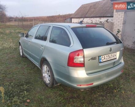 Зеленый Шкода Октавия, объемом двигателя 1.97 л и пробегом 296 тыс. км за 8500 $, фото 4 на Automoto.ua