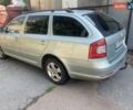 Зелений Шкода Октавія, об'ємом двигуна 1.6 л та пробігом 301 тис. км за 7300 $, фото 5 на Automoto.ua