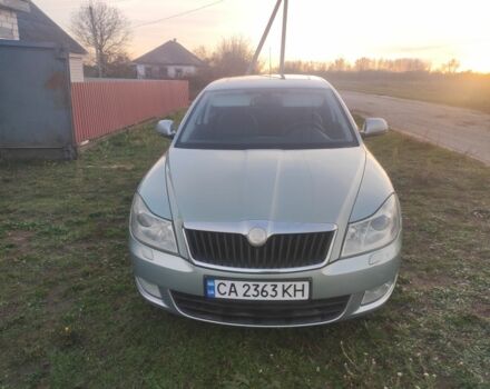 Зеленый Шкода Октавия, объемом двигателя 2 л и пробегом 296 тыс. км за 8000 $, фото 7 на Automoto.ua